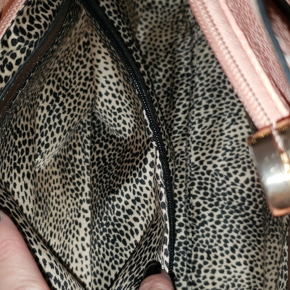 Multi Use Hand Bag/Purse - Picture 5 of 13